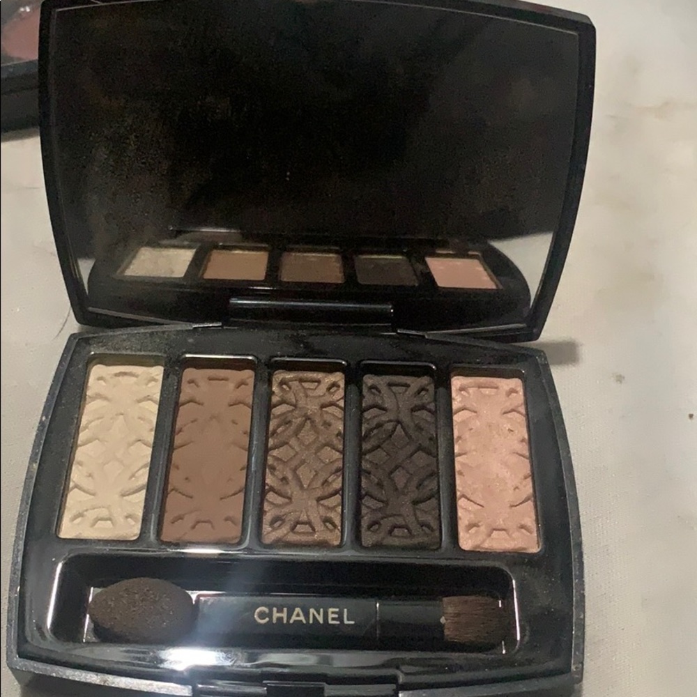 Limited edition Chanel entrelacs eyeshadow limited